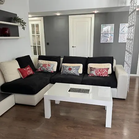 Atico Centro Sol Y Vistas דירה